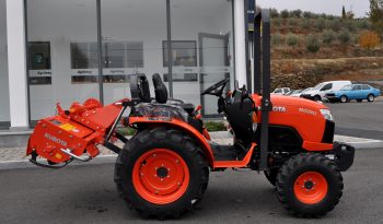 KUBOTA B2261 cheio