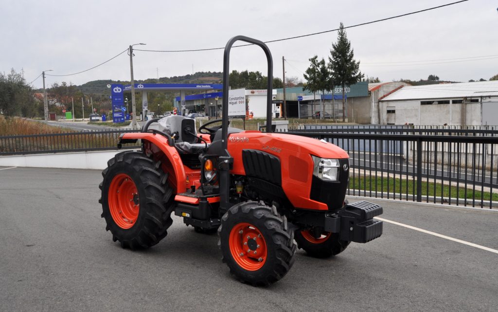 Kubota L2-452