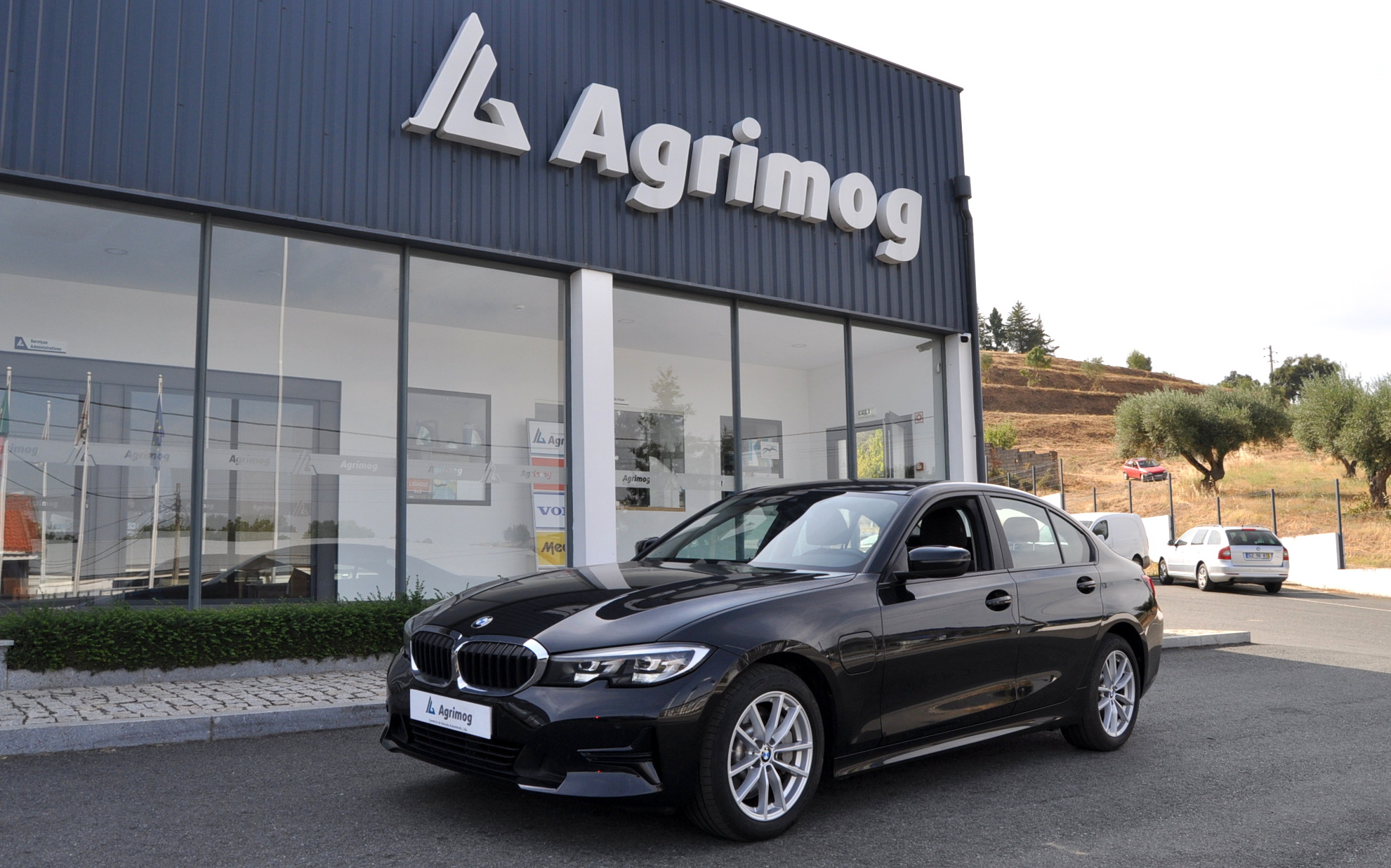 BMW 330e  Plug-in Corporate Edition