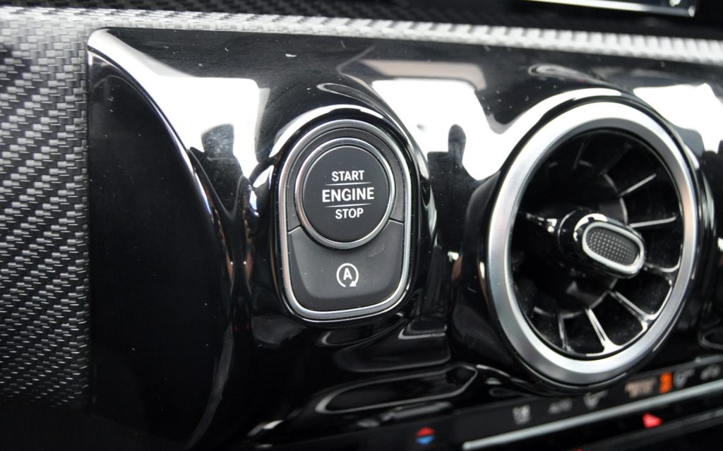 Mercedes-Benz A180d Style Plus