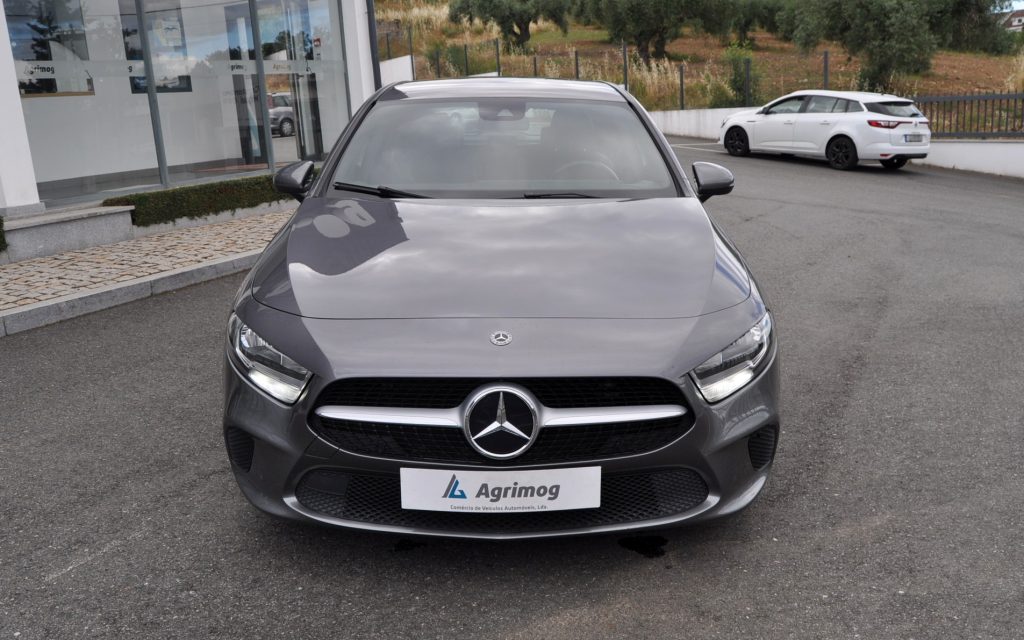 Mercedes-Benz A180d Style Plus