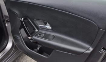 Mercedes-Benz A180d Style Plus cheio