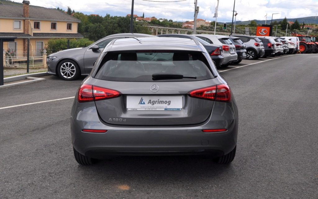 Mercedes-Benz A180d Style Plus