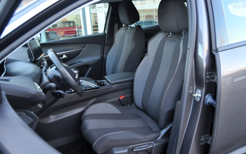 Peugeot 3008 1.5 BlueHdi Active Pack