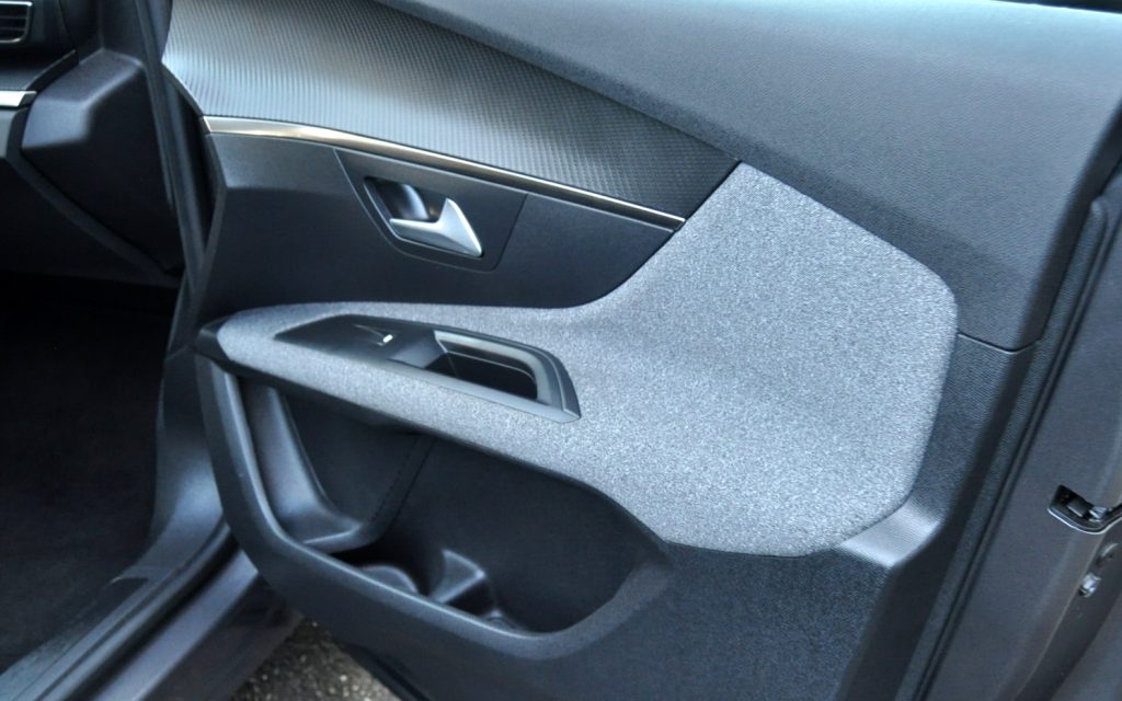 Peugeot 3008 1.5 BlueHdi Active Pack