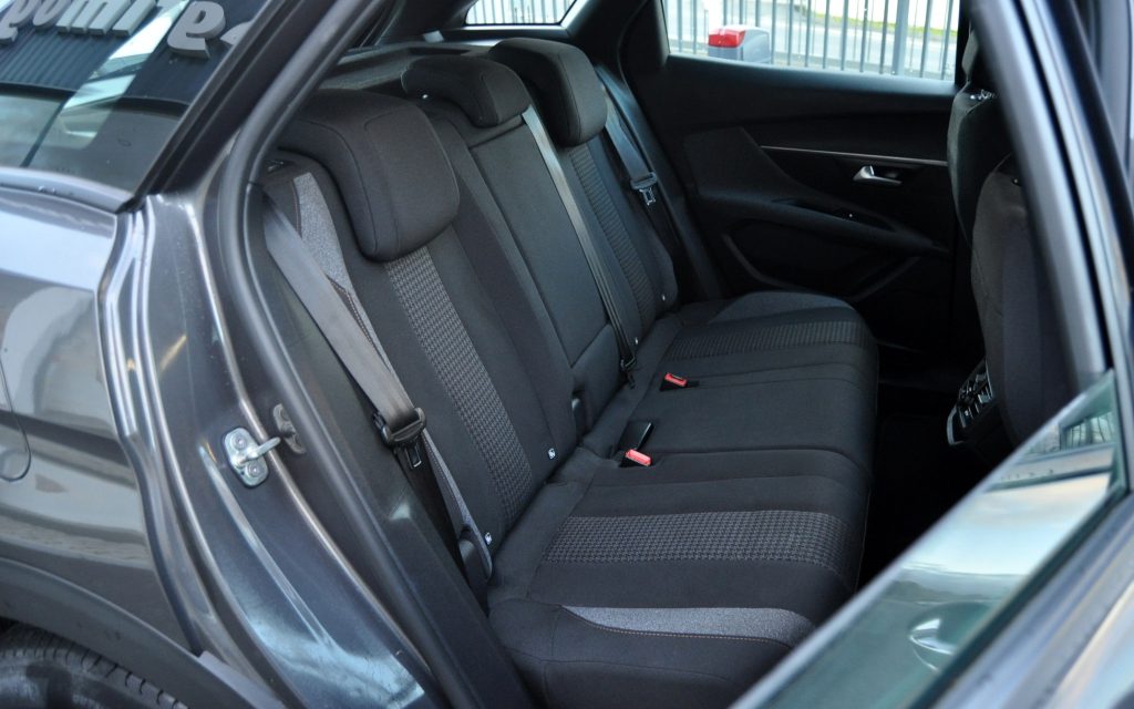 Peugeot 3008 1.5 BlueHdi Active Pack