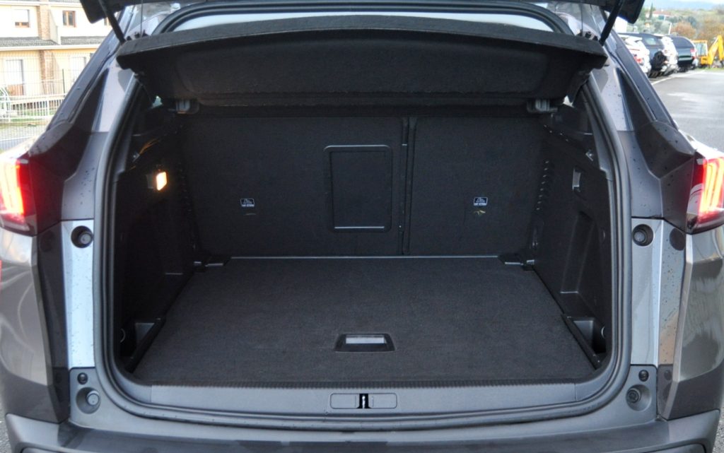 Peugeot 3008 1.5 BlueHdi Active Pack