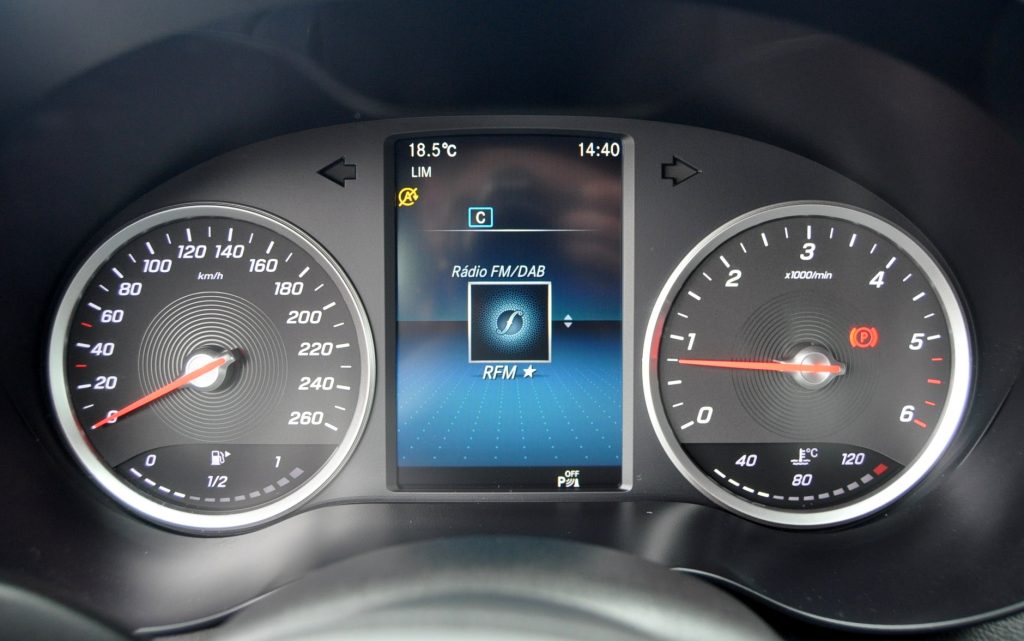 Mercedes-Benz C200d Business Solutions 160 cv