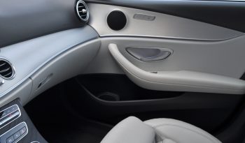 Mercedes-Benz E300 de Avantgarde cheio