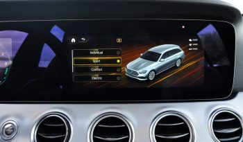 Mercedes-Benz E300 de Avantgarde cheio