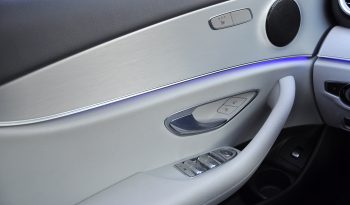 Mercedes-Benz E300 de Avantgarde cheio