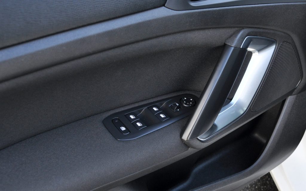 Peugeot 308 1.5 BlueHdi Business Line