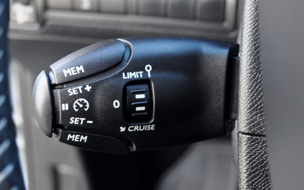 Peugeot 308 1.5 BlueHdi Business Line