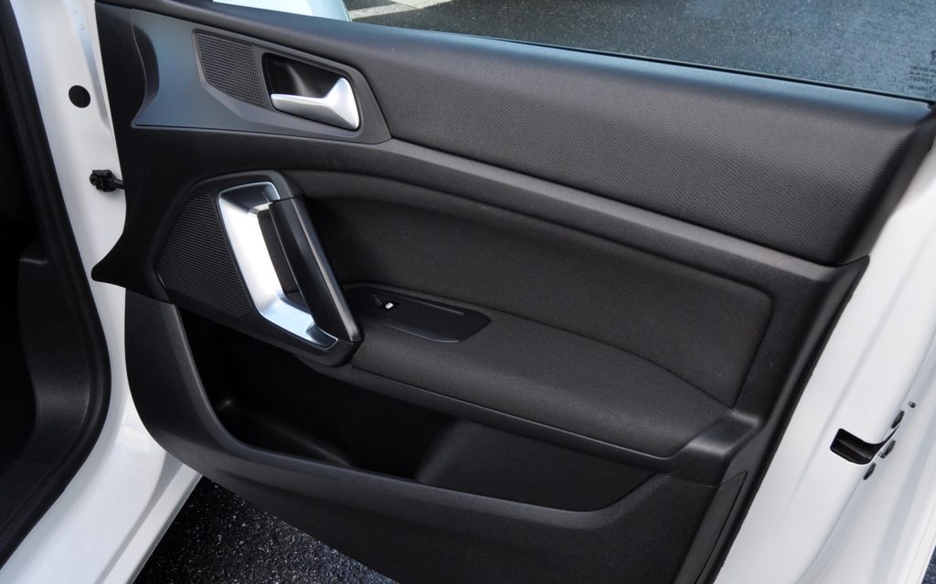 Peugeot 308 1.5 BlueHdi Business Line