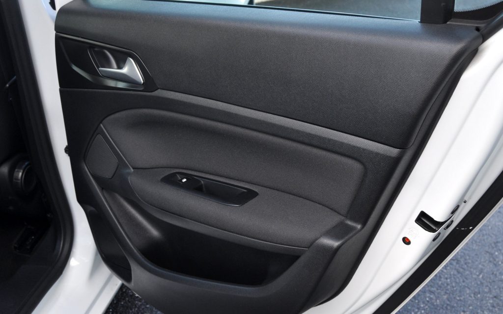 Peugeot 308 1.5 BlueHdi Business Line