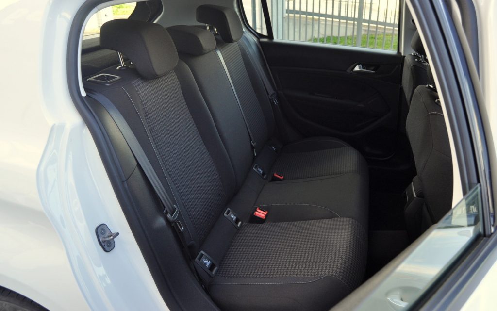 Peugeot 308 1.5 BlueHdi Business Line