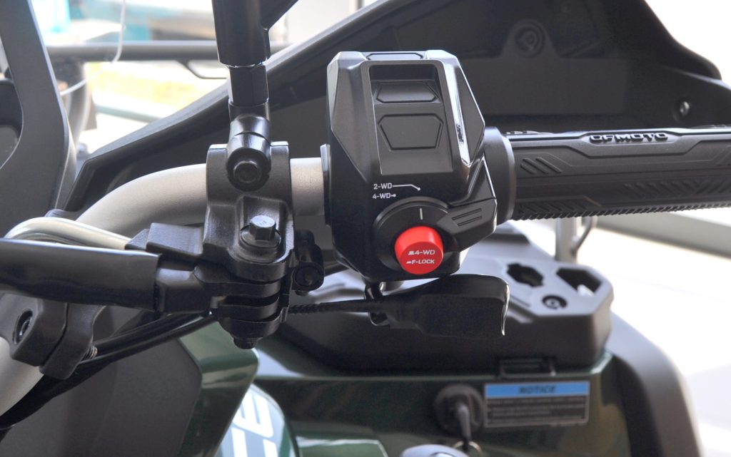 CFMOTO CFORCE 1000 OVERLAND ABS