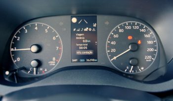Toyota Yaris 1.0 VVT-i Confort cheio