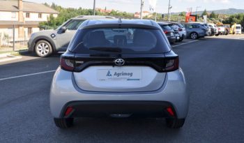 Toyota Yaris 1.0 VVT-i Confort cheio