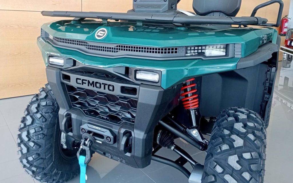CFMOTO CFORCE C4 TOURING