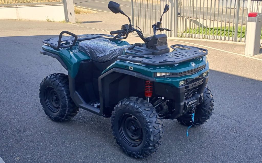 CFMOTO CFORCE C4
