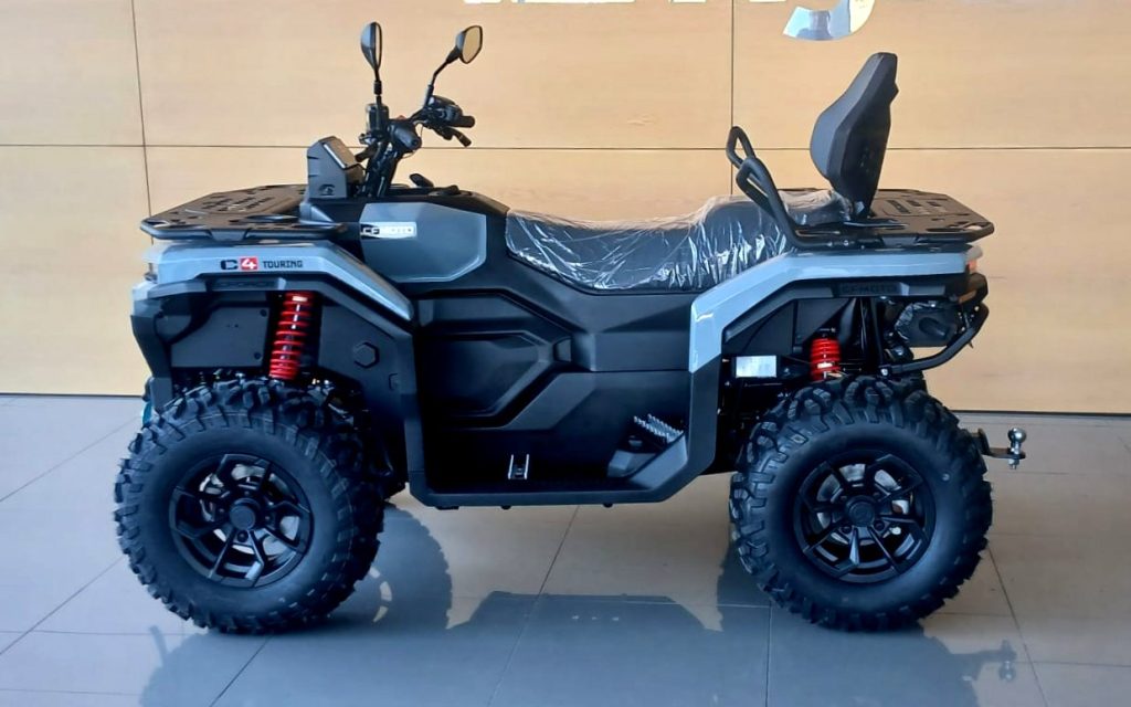CFMOTO CFORCE C4 TOURING