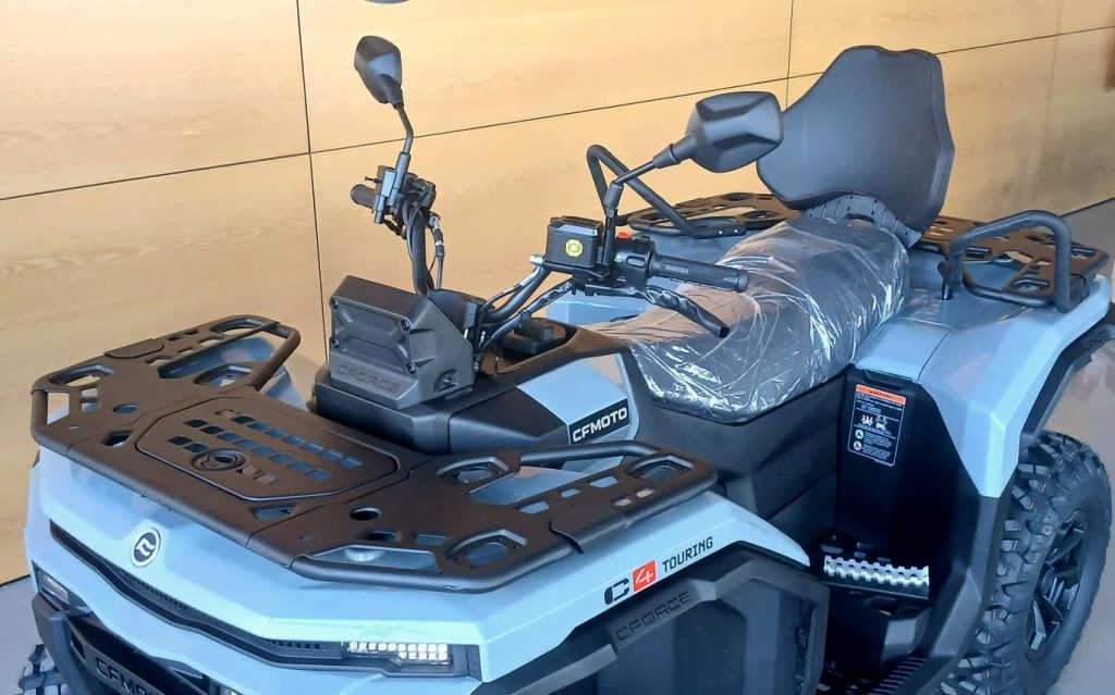 CFMOTO CFORCE C4 TOURING