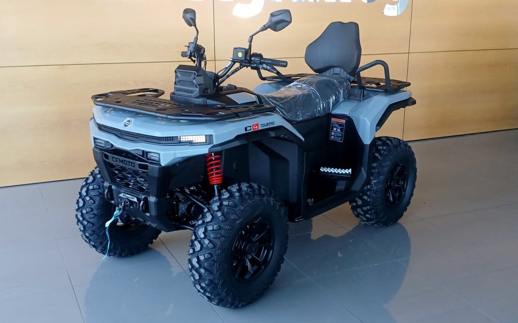 CFMOTO CFORCE C4 TOURING