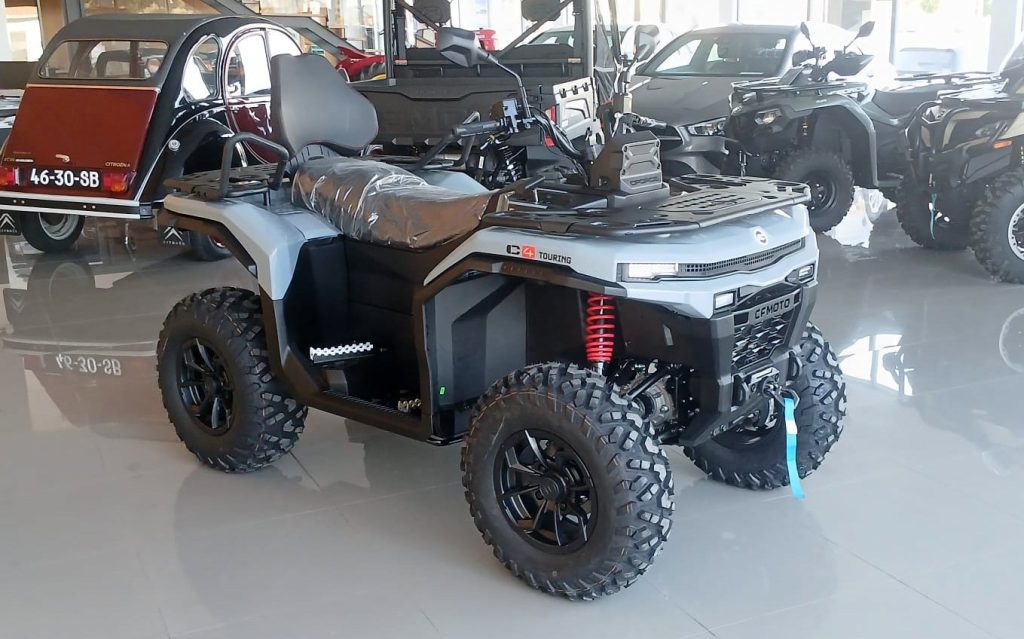 CFMOTO CFORCE C4 TOURING