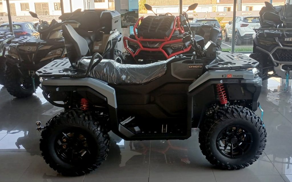 CFMOTO CFORCE C4 TOURING