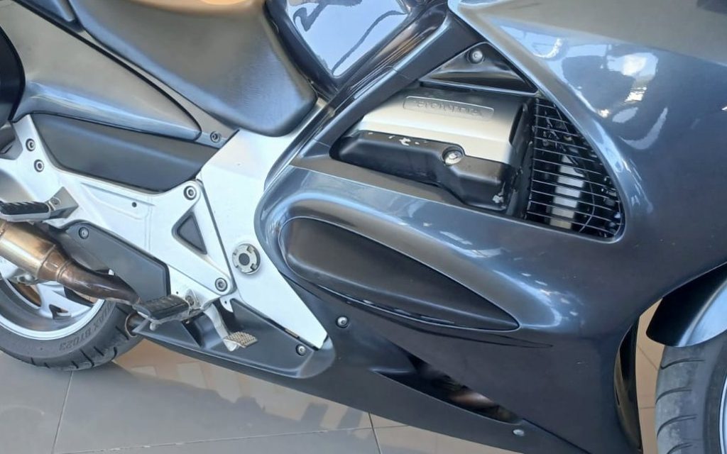 Honda ST1300A