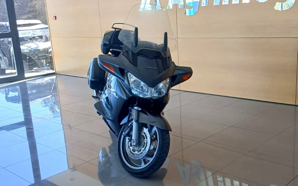 Honda ST1300A
