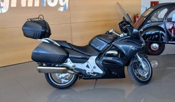 Honda ST1300A cheio