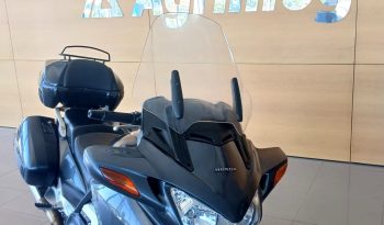 Honda ST1300A cheio