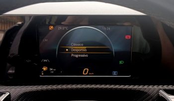 Mercedes-Benz A180d Business Solutions cheio
