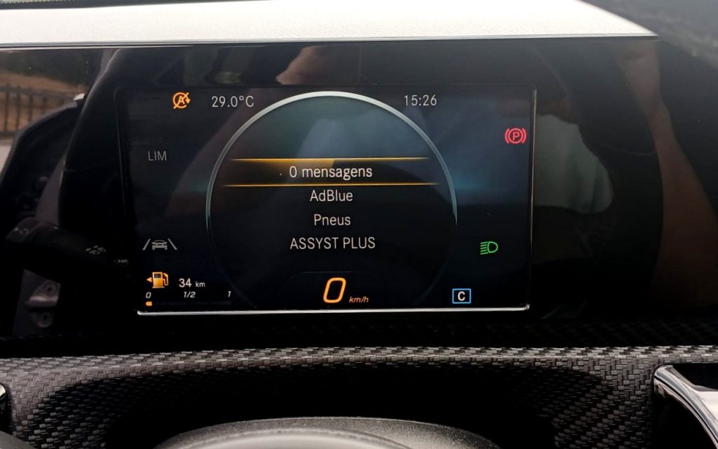 Mercedes-Benz A180d Business Solutions