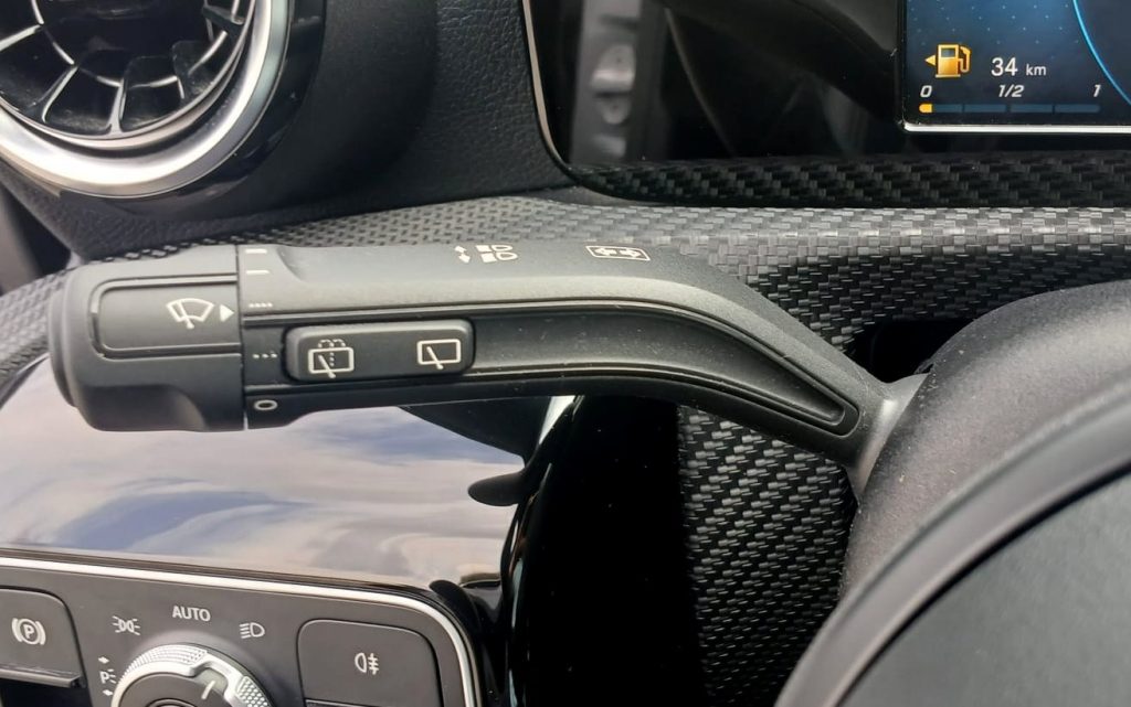 Mercedes-Benz A180d Business Solutions