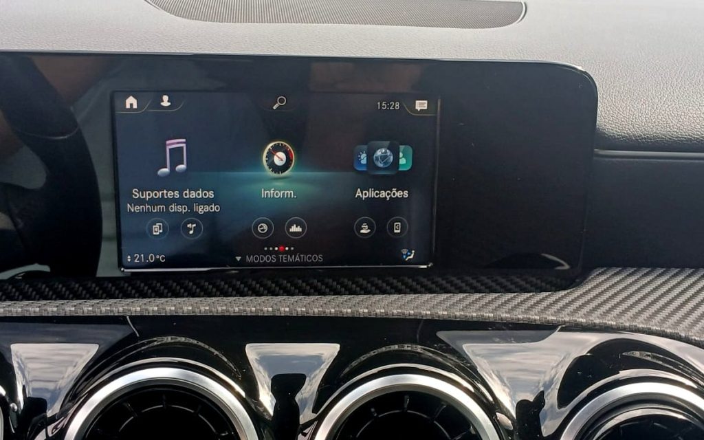 Mercedes-Benz A180d Business Solutions