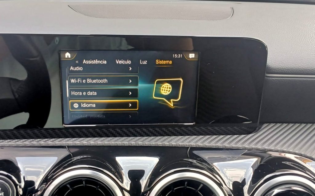 Mercedes-Benz A180d Business Solutions