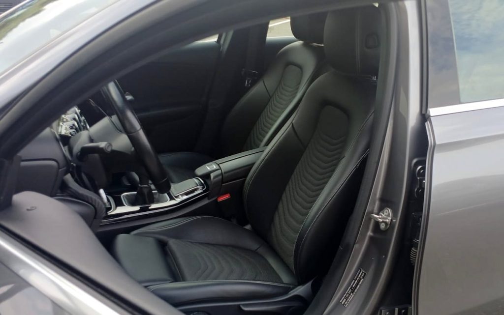 Mercedes-Benz A180d Business Solutions