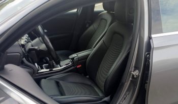Mercedes-Benz A180d Business Solutions cheio