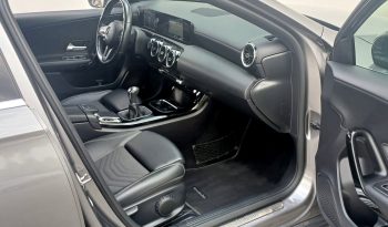 Mercedes-Benz A180d Business Solutions cheio