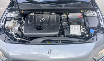 Mercedes-Benz A180d Business Solutions cheio