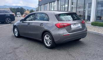 Mercedes-Benz A180d Business Solutions cheio