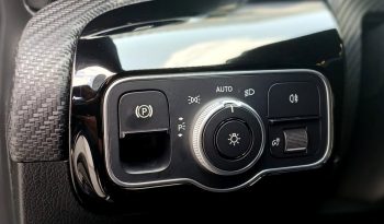 Mercedes-Benz A180d Limousine DCT Advantage cheio