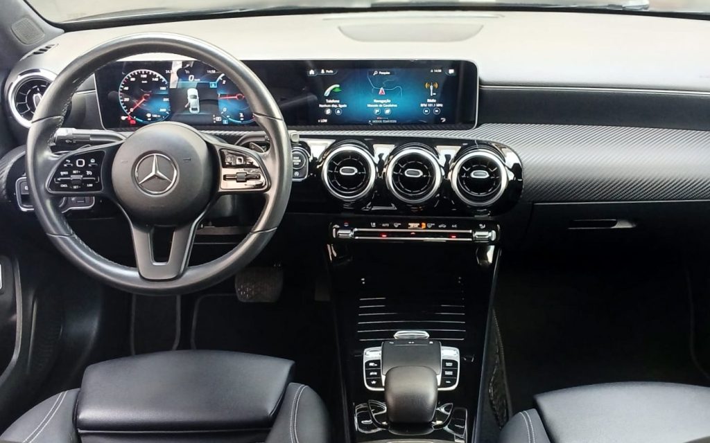 Mercedes-Benz A180d Limousine DCT Advantage
