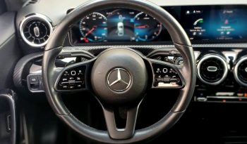 Mercedes-Benz A180d Limousine DCT Advantage cheio