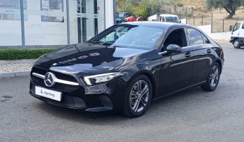 Mercedes-Benz A180d Limousine DCT Advantage cheio