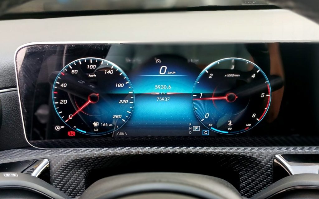 Mercedes-Benz A180d Limousine DCT Advantage
