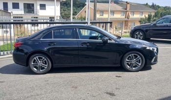 Mercedes-Benz A180d Limousine DCT Advantage cheio